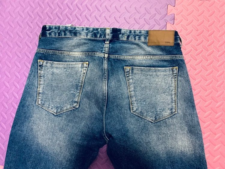 กางเกงยีนส์ ZARA ผ้ายืด แท้ 💯 size 32 วัดจริงเอว 31-34 ใส่ได้ ยาว 39.5 ปลายขา 6.7 นิ้ว สภาพดีมาก เฟดสวยทำเซอร์เดิม ทรงสวย ตัดเย็บดีมาก รูปที่ 7