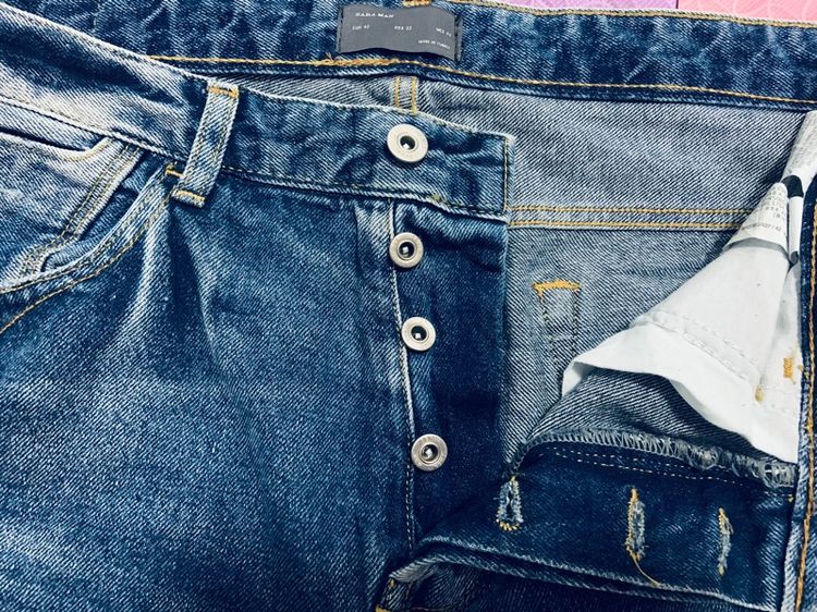 กางเกงยีนส์ ZARA ผ้ายืด แท้ 💯 size 32 วัดจริงเอว 31-34 ใส่ได้ ยาว 39.5 ปลายขา 6.7 นิ้ว สภาพดีมาก เฟดสวยทำเซอร์เดิม ทรงสวย ตัดเย็บดีมาก รูปที่ 4