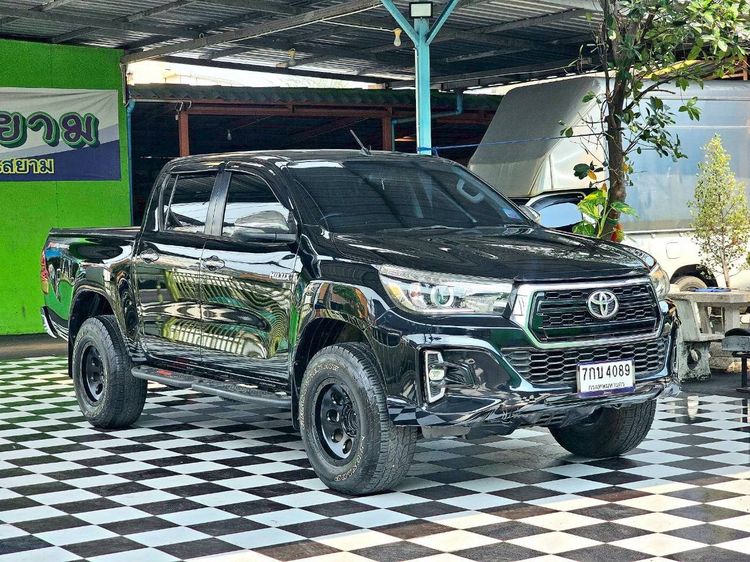 รถ Toyota Hilux Revo 2.4 Prerunner E Plus สี ดำ