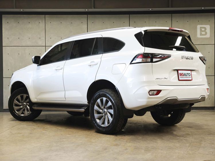 Isuzu MU-X 2022 1.9 Luxury 2WD Utility-car ดีเซล ไม่ติดแก๊ส เกียร์อัตโนมัติ ขาว รูปที่ 4