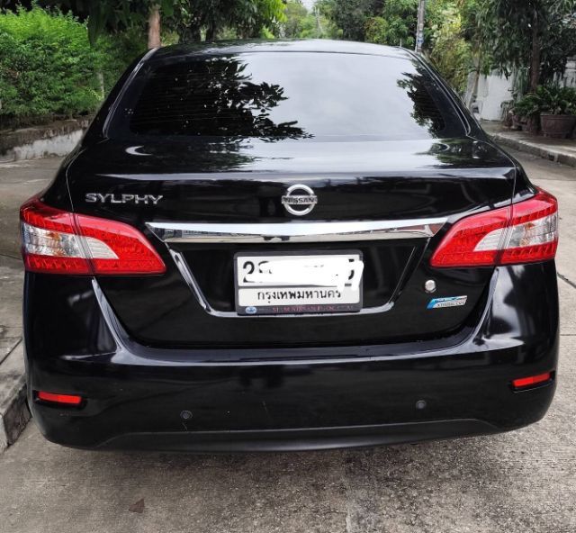 Nissan Sylphy 2012 1.6 E Sedan เบนซิน ไม่ติดแก๊ส เกียร์อัตโนมัติ ดำ รูปที่ 3