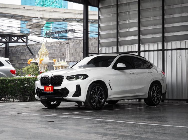 รถ BMW X4 2.0 xDrive20d M Sport 4WD สี ขาว