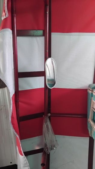 โครงหลังคาพ่วงข้าง