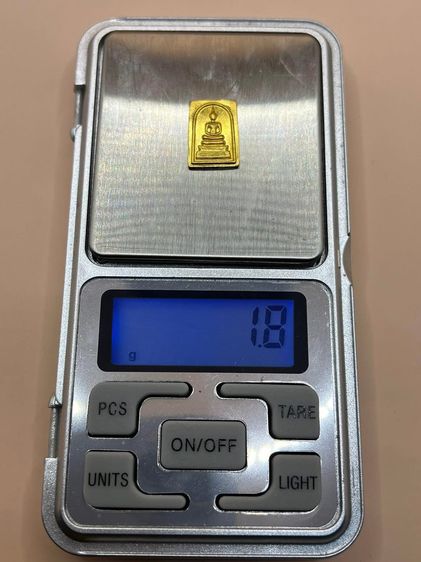 พระสมเด็จองค์จิ๋ว เนื้อทองคำ 78 เปอร์เซนต์