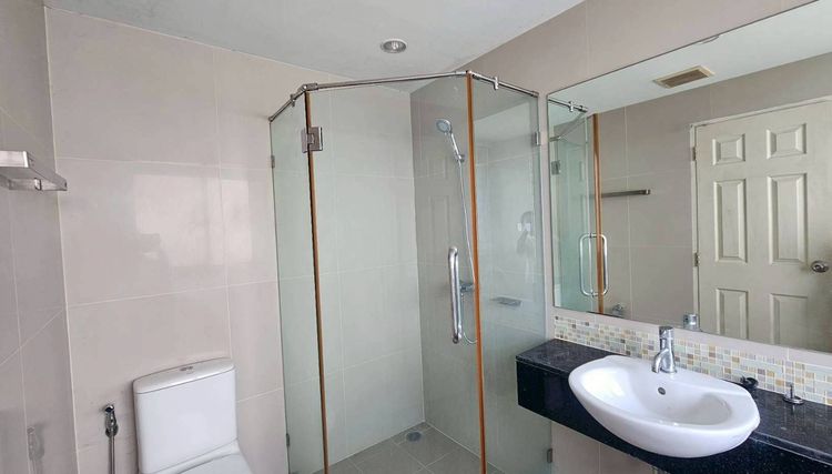 Sena Development มีบางส่วน 2011 ขายคอนโด 66 ตารางเมตร ชั้น 20 เดอะนิช ตากสิน ใกล้บีทีเอสวงเวียนใหญ่  รูปที่ 3