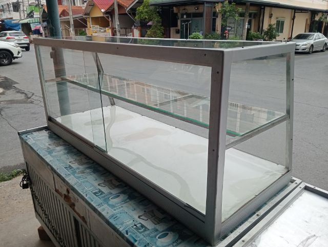 ตู้โชว์อาหารอลูมิเนียมมีกระจกบานเลื่อนปิด ขนาด 150 x 55 ซม. รูปที่ 3
