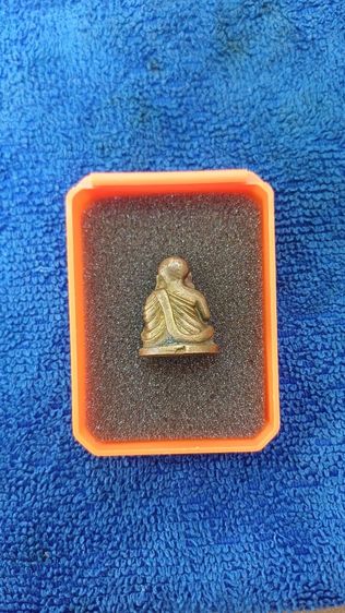 รูปหล่อหลวงพ่อเงิน รูปที่ 2