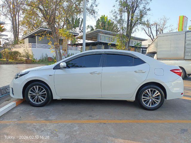 Toyota Altis 2016 1.8 E Sedan เบนซิน เกียร์อัตโนมัติ ขาว รูปที่ 3