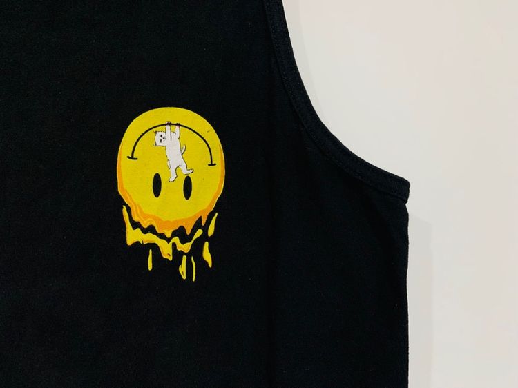 เสื้อกล้าม Ripndip แท้ 💯 size วัดจริง ขนาด อก 21 ยาว 27 นิ้ว สภาพดีมาก ป้ายขาด ลายสวย เนื้อผ้าดีมาก หายากน่าสะสมครับ รูปที่ 4