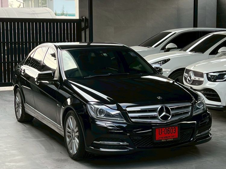 Mercedes-Benz C-Class 2013 C200 CGI Sedan เบนซิน ไม่ติดแก๊ส เกียร์อัตโนมัติ ดำ รูปที่ 3