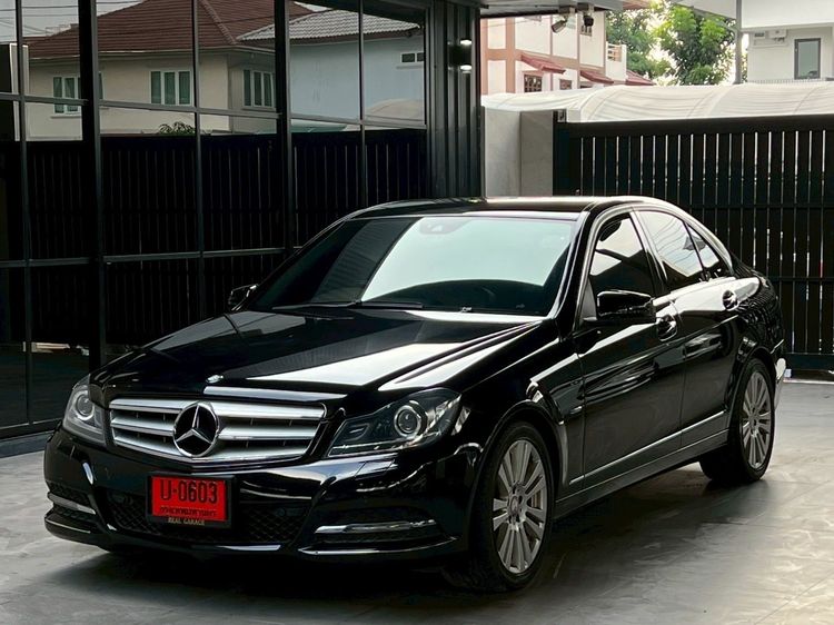Mercedes-Benz C-Class 2013 C200 CGI Sedan เบนซิน ไม่ติดแก๊ส เกียร์อัตโนมัติ ดำ