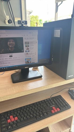 คอมตั้งโต๊ะ