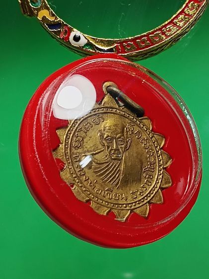 เหรียญกงจักร หลววพ่อเขีนน วัดถ้ำขุนเณร รุ่นแรก ปี2497 สภาพสวย พระเก็บเก่าในตู้เซฟ เปิดเเบ่งปันราคาเป็นกันเองครับ รูปที่ 6