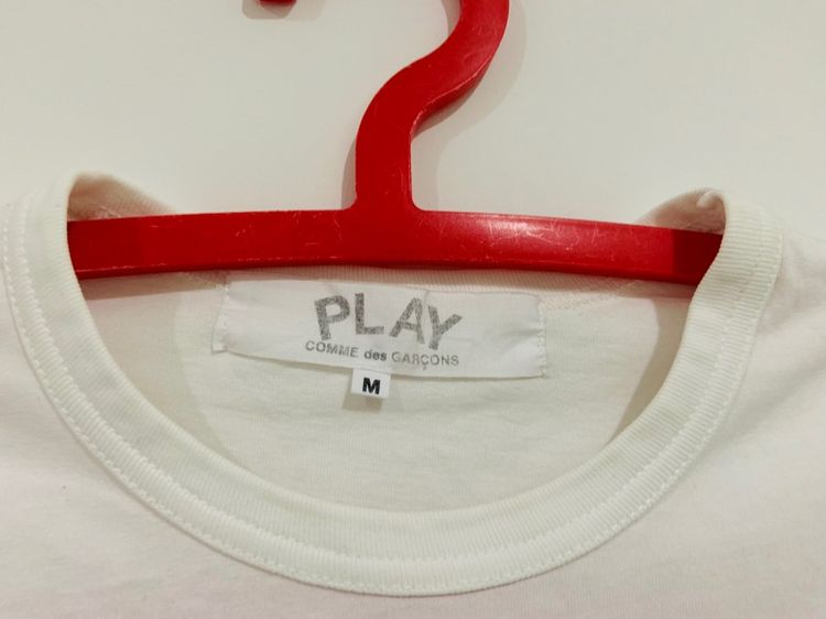 เสื้อยืด COMME des GARÇONS แท้ 💯 size M ขนาด อก 19 ยาว 26 นิ้ว สภาพใหม่มาก ทรงสวย เนื้อผ้านิ่มมาก หายากน่าสะสมครับ รูปที่ 3