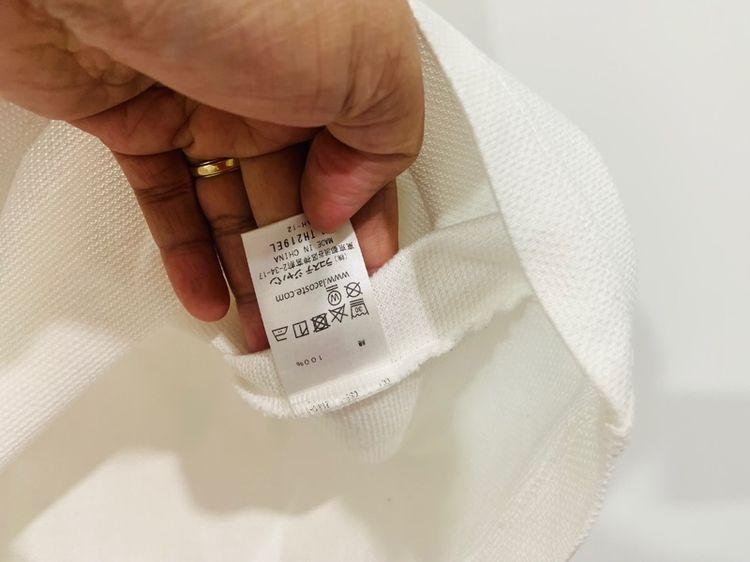เสื้อยืด LACOSTE กระเป๋าอกซ้าย แท้ 💯 size 5 ขนาด อก 21 ยาว 27.5 นิ้ว สภาพใหม่มาก ทรงสวย เนื้อผ้านิ่มมาก หายากน่าสะสมครับ รูปที่ 5
