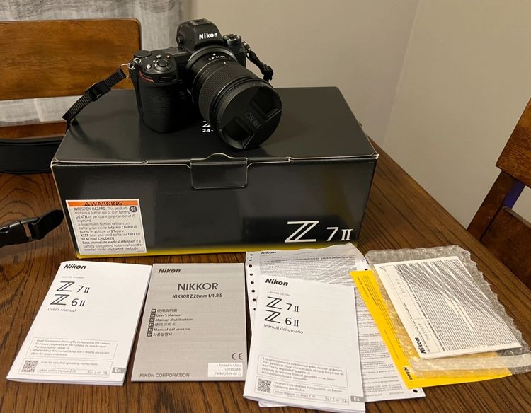 กล้องคอมแพค กันน้ำ Nikon Z7 II Mirrorless Camera Dual Lens Bundle Used Like New