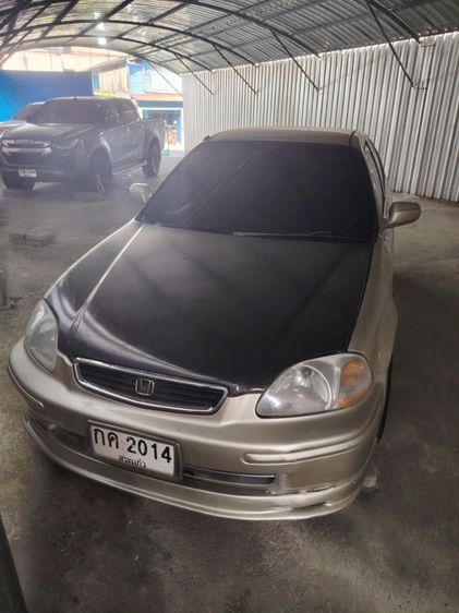 รถ Honda Civic 1.6 EXi สี น้ำตาล