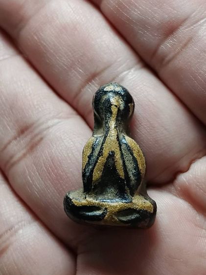 พระปิดตาเก่า หลวงปู่ยิ้ม วัดหนองบัว จ.กาญจนบุรี ยุคแรก สภาพสวยเดิม พระเก่าเก็บของคนโบราณ หายาก พบน้อย น่าใช้มาก รูปที่ 9