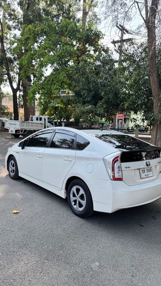 Toyota Prius 2012 1.8 Hybrid Top Option Grade Sedan ไฮบริด ไม่ติดแก๊ส เกียร์อัตโนมัติ ขาว รูปที่ 4