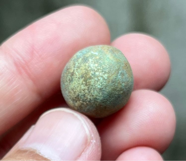 ลูกอมผงพรายหลวงปู่ทิม