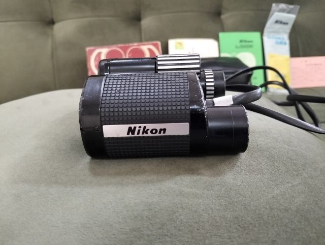 Nikon 7x21 แท้มือสองเก่า บอดี้มีรอยน้อย เลนส์ยังไม่ได้เช็ดทำความสะอาด ว่องและซูมได้ปกติภาพชัดราคา 1,250.-รวมส่งเก็บเงินปลาบทางฟรี รูปที่ 5