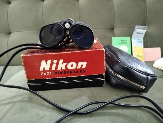 Nikon 7x21 แท้มือสองเก่า บอดี้มีรอยน้อย เลนส์ยังไม่ได้เช็ดทำความสะอาด ว่องและซูมได้ปกติภาพชัดราคา 1,250.-รวมส่งเก็บเงินปลาบทางฟรี รูปที่ 9