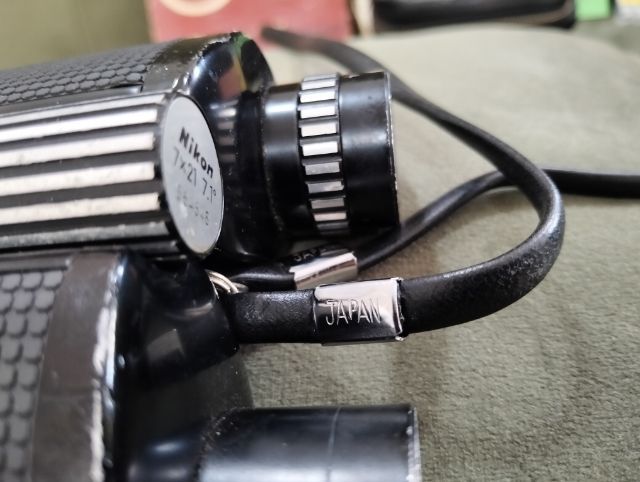 Nikon 7x21 แท้มือสองเก่า บอดี้มีรอยน้อย เลนส์ยังไม่ได้เช็ดทำความสะอาด ว่องและซูมได้ปกติภาพชัดราคา 1,250.-รวมส่งเก็บเงินปลาบทางฟรี รูปที่ 6