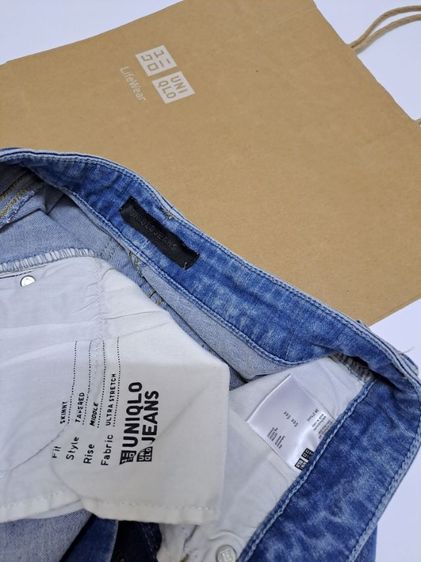 กางเกงยีนส์สีฟอกเข้ม ทรง Skinny แบรนด์ Uniqlo‼️ รูปที่ 4