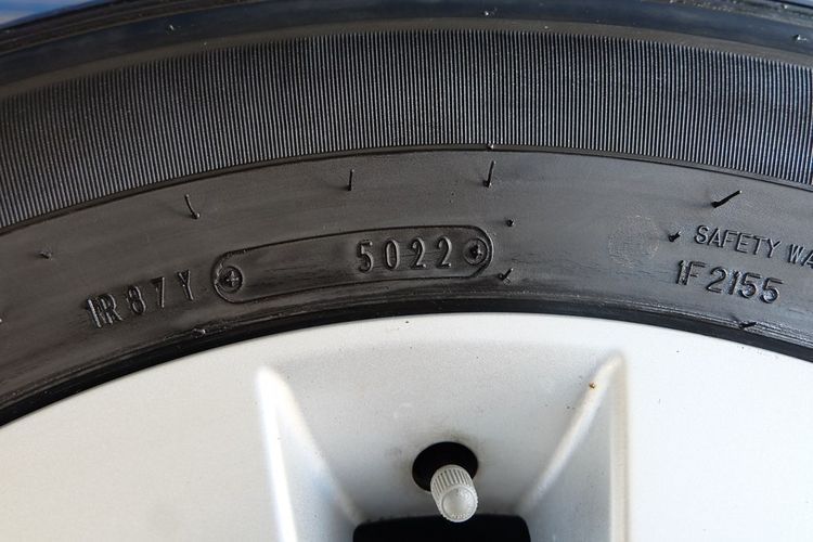 🚗  ล้อ Revo 17 นิ้ว + ยาง Dulop  ขนาด 265 65R17  ปี22  รูปที่ 3