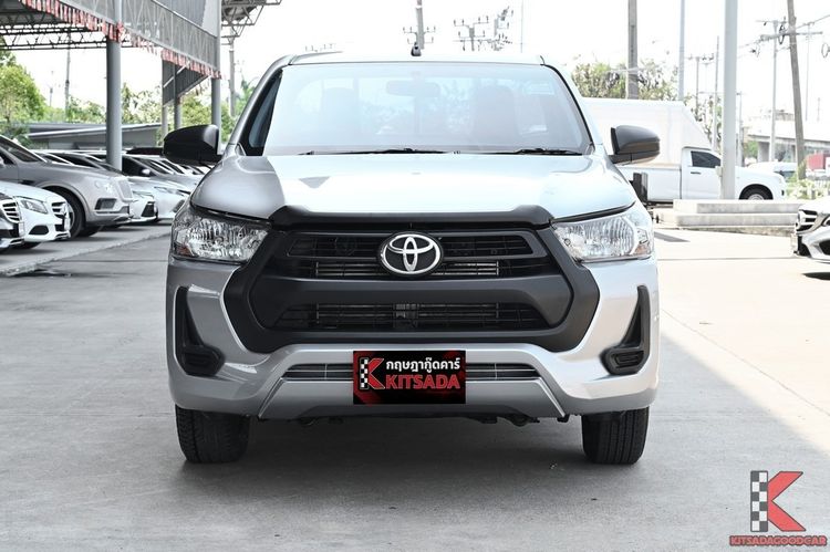 Toyota Hilux Revo 2021 2.4 Entry Pickup ดีเซล ไม่ติดแก๊ส เกียร์อัตโนมัติ บรอนซ์เงิน รูปที่ 2