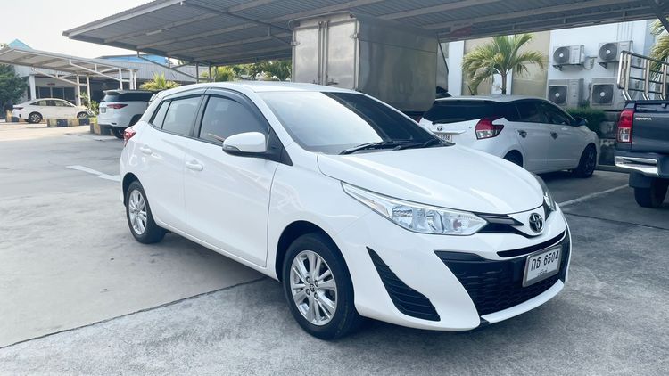 Toyota Yaris 2019 1.2 E Sedan เบนซิน ไม่ติดแก๊ส เกียร์อัตโนมัติ ขาว