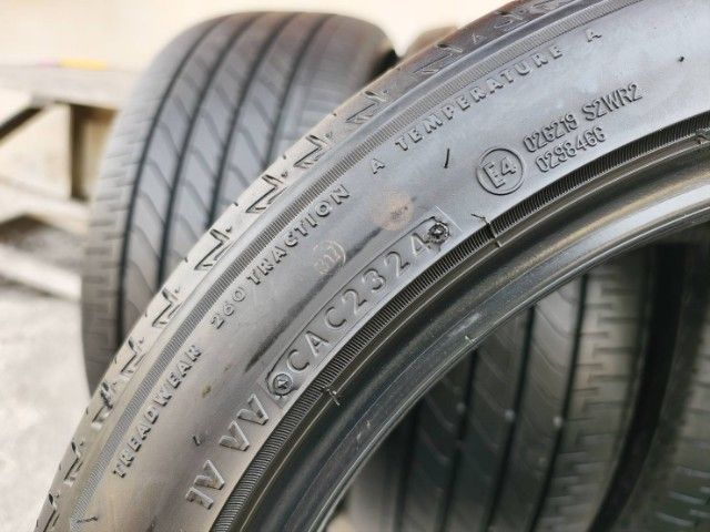 Bridgestone 235 45 18 รูปที่ 4