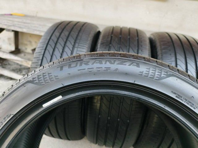 Bridgestone 235 45 18 รูปที่ 15