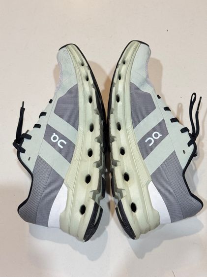 รองเท้าวิ่ง ON size 38.5 ผญ ของแท้ มือ2 รุ่น CLOUDRUNNER สีเทา-เขียว รูปที่ 4