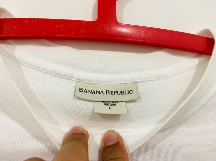 เสื้อยืด BANANA REPUBLIC กระเป๋าซ้าย Made in USA 🇺🇸 รุ่นเก่า แท้ 💯 size L ขนาดอก 22 ยาว 28 นิ้ว สภาพดีใหม่มาก ดีเทลสวย เนื้อผ้านิ่มมาก รูปที่ 3