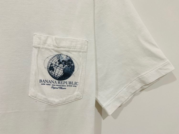 เสื้อยืด BANANA REPUBLIC กระเป๋าซ้าย Made in USA 🇺🇸 รุ่นเก่า แท้ 💯 size L ขนาดอก 22 ยาว 28 นิ้ว สภาพดีใหม่มาก ดีเทลสวย เนื้อผ้านิ่มมาก รูปที่ 2