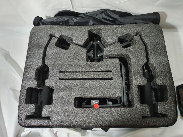 Steadycam (Dual Handle) สภาพดีสำหรับสายวิดีโอที่ต้องการงานเนียนนิ่งแบบมืออาชีพ รูปที่ 9