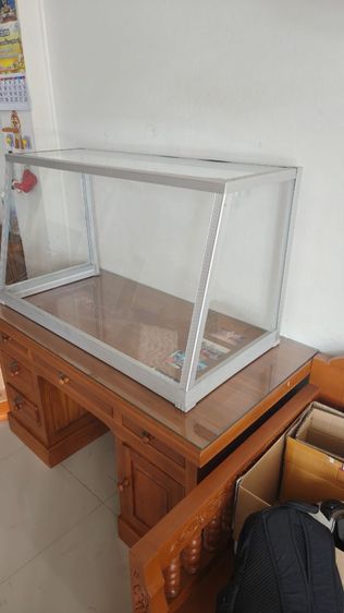 ตู้ครอบอาหาร