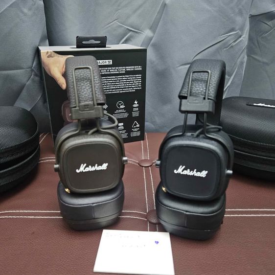 หูฟัง🟤🖤 Marshall major iv Bluetooth 🖤🟤 มี2ตัว2สี สภาพสมบูรณ์ ฟองน้ำสมบูรณ์ หนังแน่นๆ💯