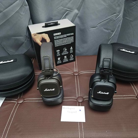 หูฟัง🟤🖤 Marshall major iv Bluetooth 🖤🟤 มี2ตัว2สี สภาพสมบูรณ์ ฟองน้ำสมบูรณ์ หนังแน่นๆ💯 รูปที่ 6