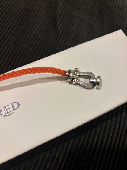 สร้อยข้อมือแบรนด์ รูปที่ 4