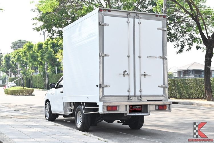 Toyota Hilux Revo 2023 2.4 Entry Pickup ดีเซล ไม่ติดแก๊ส เกียร์ธรรมดา ขาว รูปที่ 3