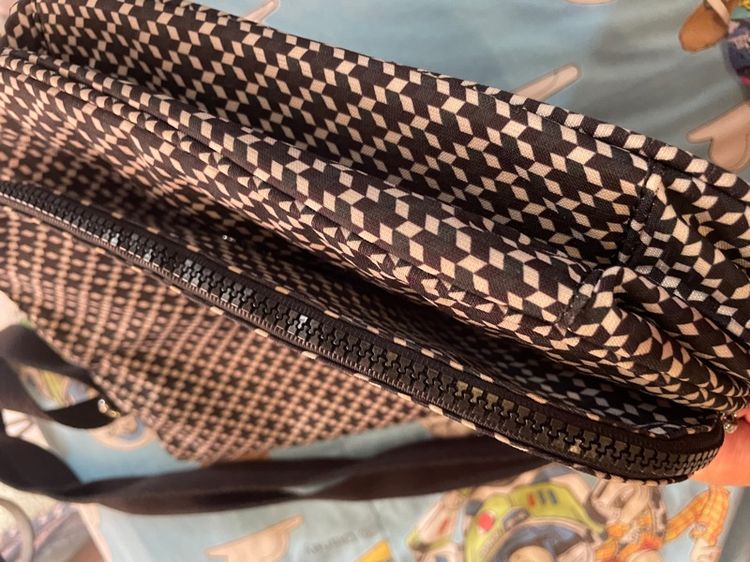 กระเป๋าKipling  รูปที่ 8