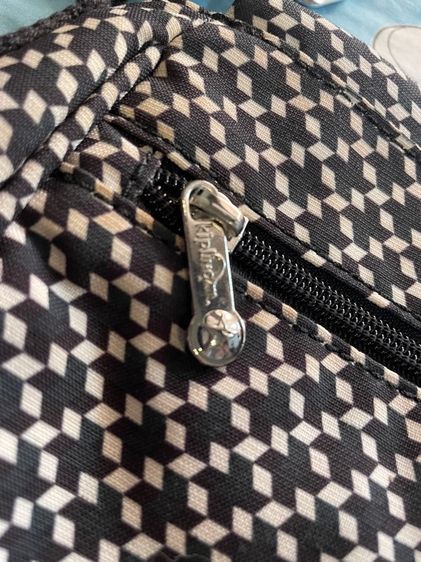 กระเป๋าKipling  รูปที่ 3