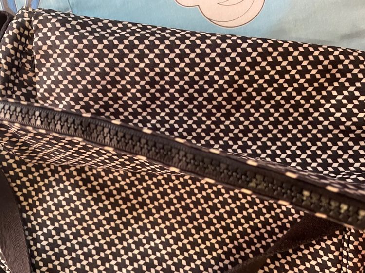 กระเป๋าKipling  รูปที่ 9