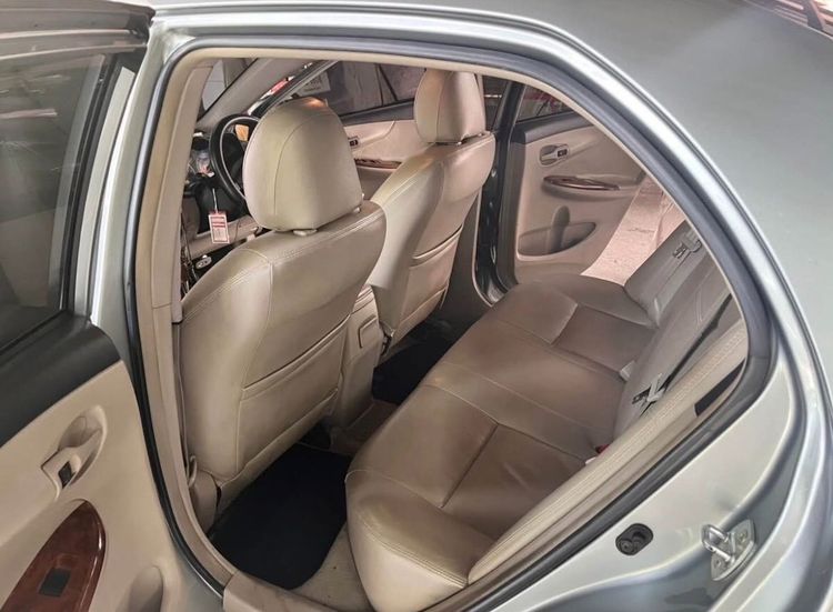 Toyota Altis 2011 1.6 E CNG Sedan เบนซิน NGV เกียร์อัตโนมัติ เขียว รูปที่ 4