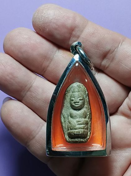 พระถ้ำเสือ กรุวัดเขาถ้ำเสือ อู่ทอง กรุเก่า จ.สุพรรณบุรี พิมพ์หน้าตุ๊กตา สภาพสวยมาก ผิวดินนวลเดิมๆจากกรุ ไม่ผ่านการเช็ดล้าง สวยเเชมป์เลยครับ รูปที่ 8