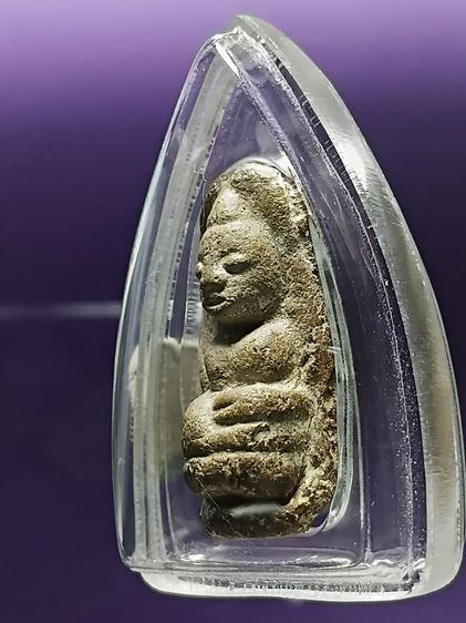 พระถ้ำเสือ กรุวัดเขาถ้ำเสือ อู่ทอง กรุเก่า จ.สุพรรณบุรี พิมพ์หน้าตุ๊กตา สภาพสวยมาก ผิวดินนวลเดิมๆจากกรุ ไม่ผ่านการเช็ดล้าง สวยเเชมป์เลยครับ รูปที่ 6