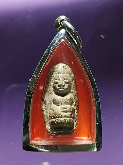 พระถ้ำเสือ กรุวัดเขาถ้ำเสือ อู่ทอง กรุเก่า จ.สุพรรณบุรี พิมพ์หน้าตุ๊กตา สภาพสวยมาก ผิวดินนวลเดิมๆจากกรุ ไม่ผ่านการเช็ดล้าง สวยเเชมป์เลยครับ