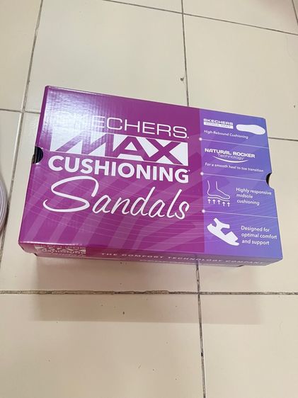 ร้องเท้าผ้าใบ รูปที่ 4